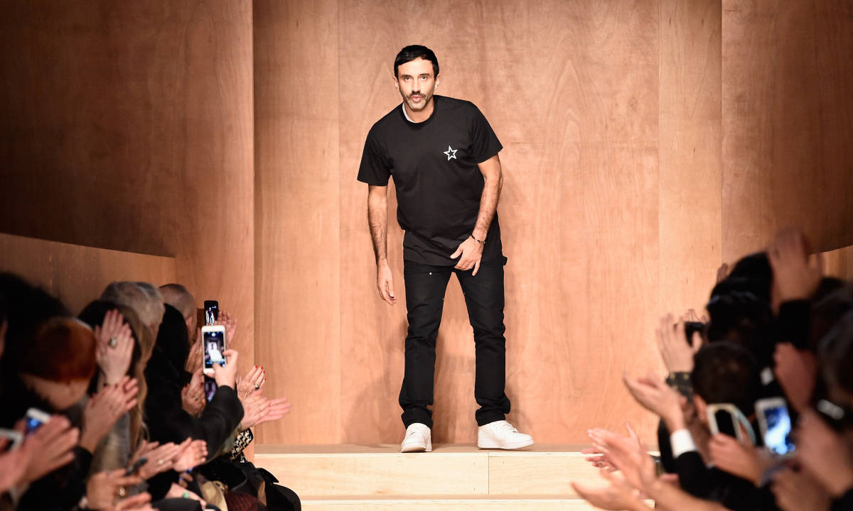 Burberry 任命 Riccardo Tisci 为新任首席创意官