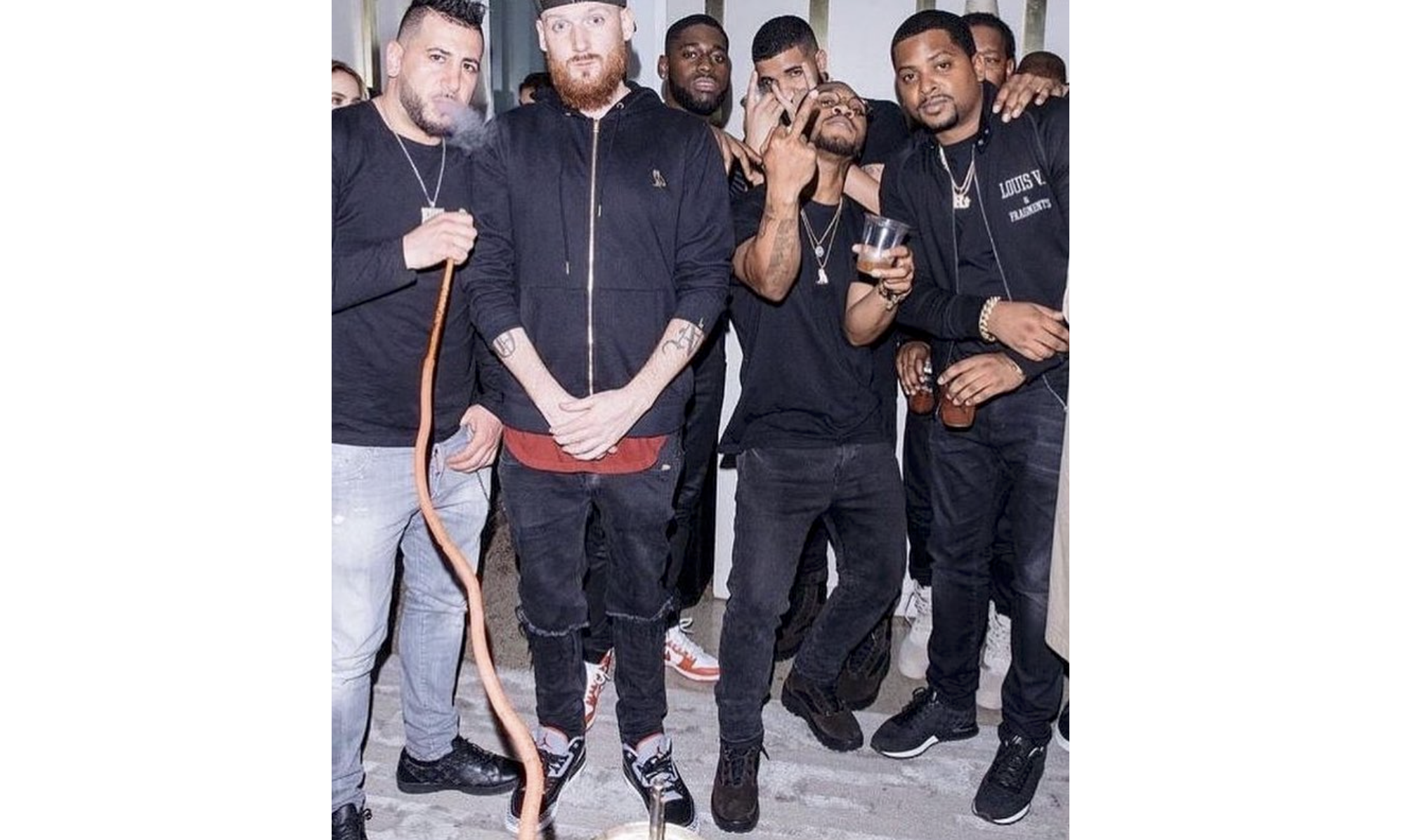 Drake 上脚 YEEZY SEASON 4，是离开 Jordan Brand 的又一信息？