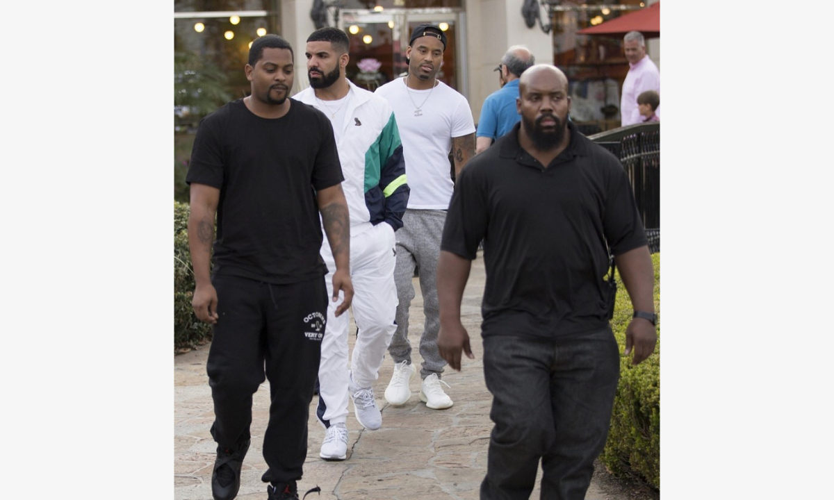 新三巨头达成？Drake 已经不再避讳穿着 adidas