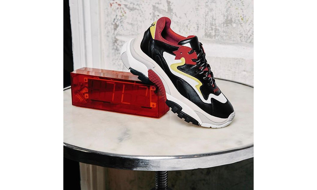 又一快时尚品牌剽窃 Balenciaga Triple-S 设计