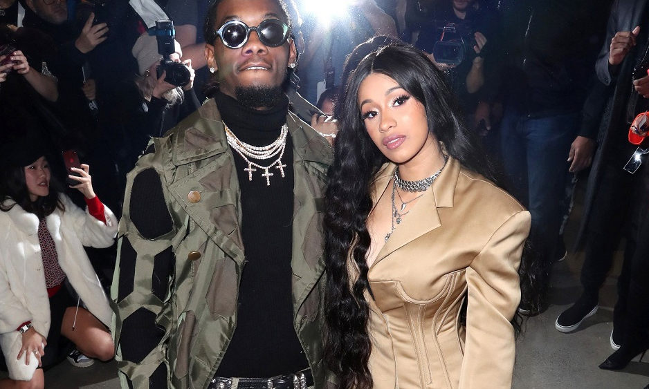 传闻证实！Cardi B 怀着孩子登上 SNL 舞台表演