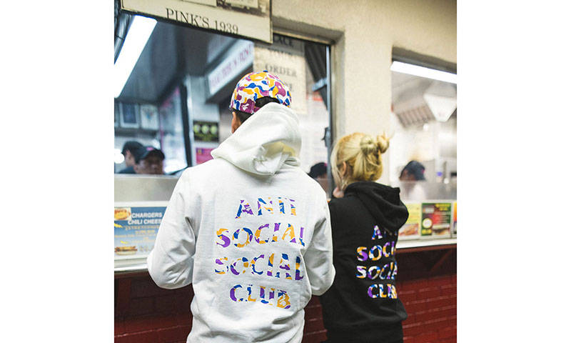 Anti Social Social Club x A BATHING APE® 联乘系列 Lookbook 释出