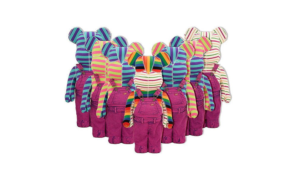 DRx Romanelli x MEDICOM TOY x GUESS Jeans 打造联名款 BE@RBRICK