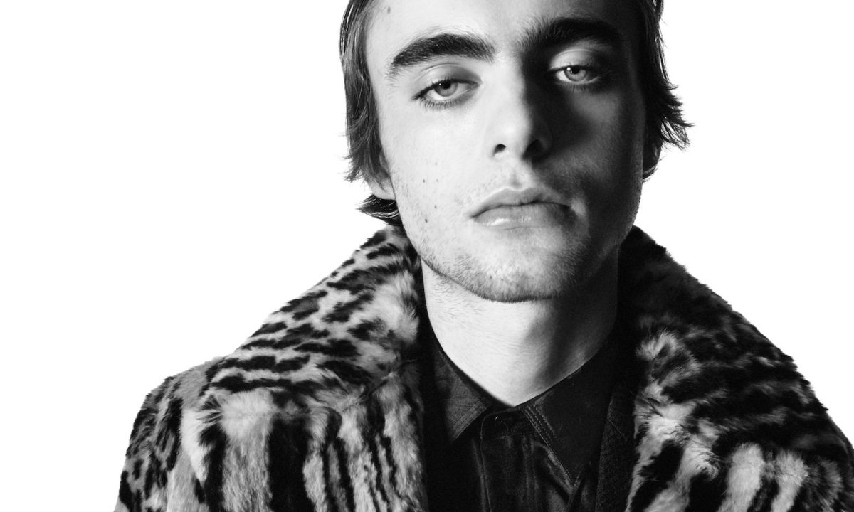 Oasis 主唱 Liam 之子 Lennon Gallagher 成为 Saint Laurent 男装代言人