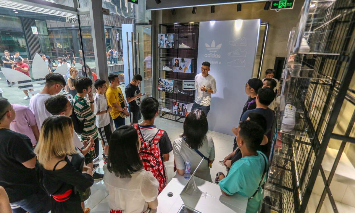 adidas Originals “ICON” 系列让经典再度来袭