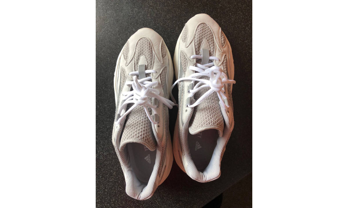 “Yeezy 1200”，Kanye West 曝光 Yeezy 700 V2 新作