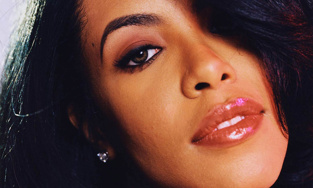 Aaliyah x MAC 联乘美妆系列下月面市