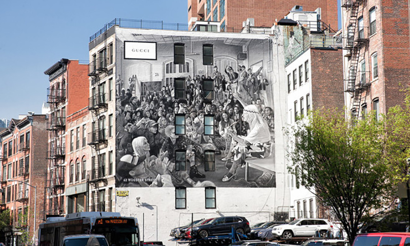 Gucci 在米兰、纽约、伦敦和香港展出大型壁画