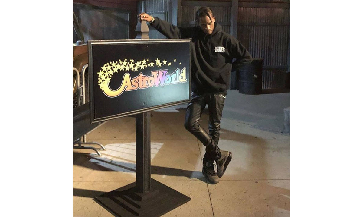 Travis Scott 穿着从未见过的黑灰 Air Jordan IV 现身