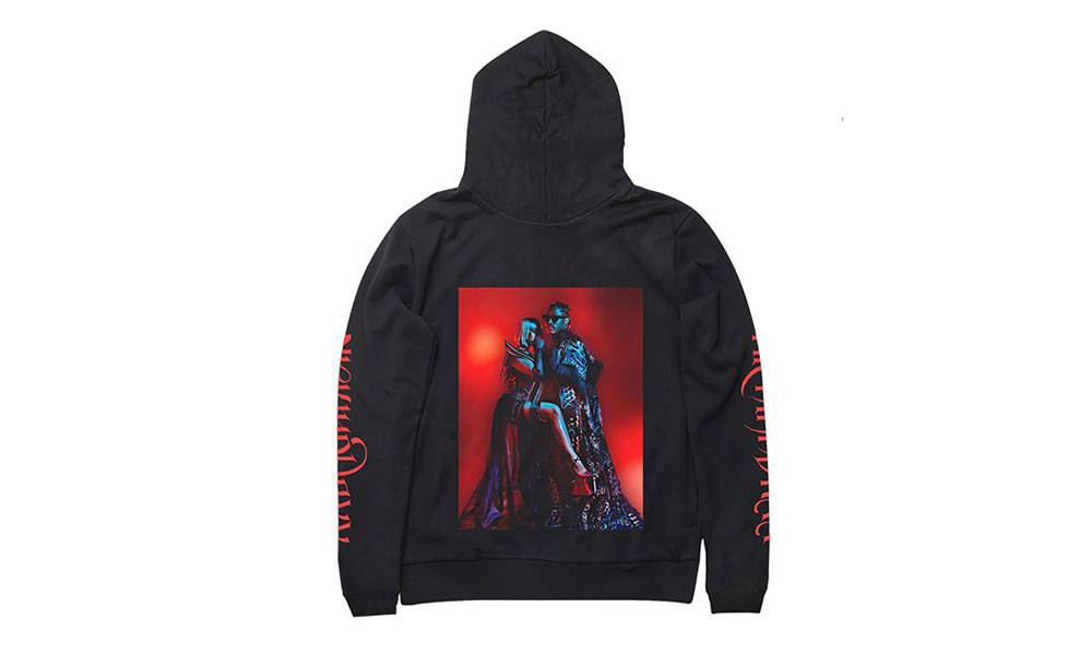 现在就可以买到 NICKIHNDRXX Tour 的周边商品