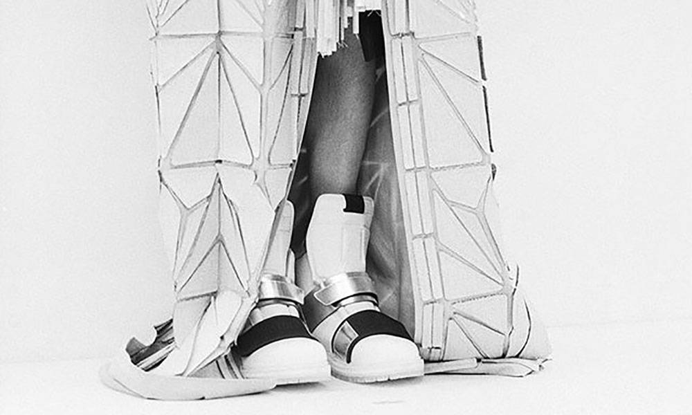 Rick Owens 再度联手 Birkenstock 释出又一合作系列鞋款