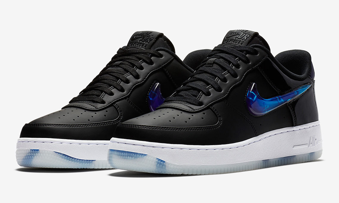 复刻敲定！PlayStation x Nike Air Force 1 官方图片正式公布