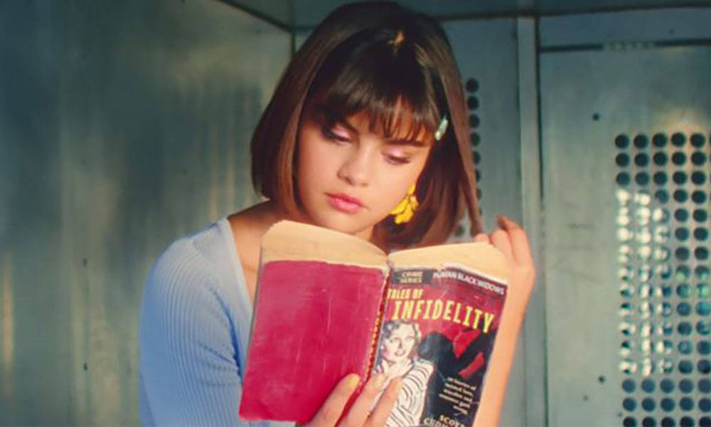 Selena Gomez 发布《Back to You》MV