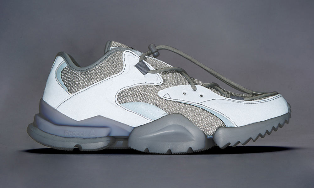SSENSE x Reebok 打造超炫目 Run.r 96