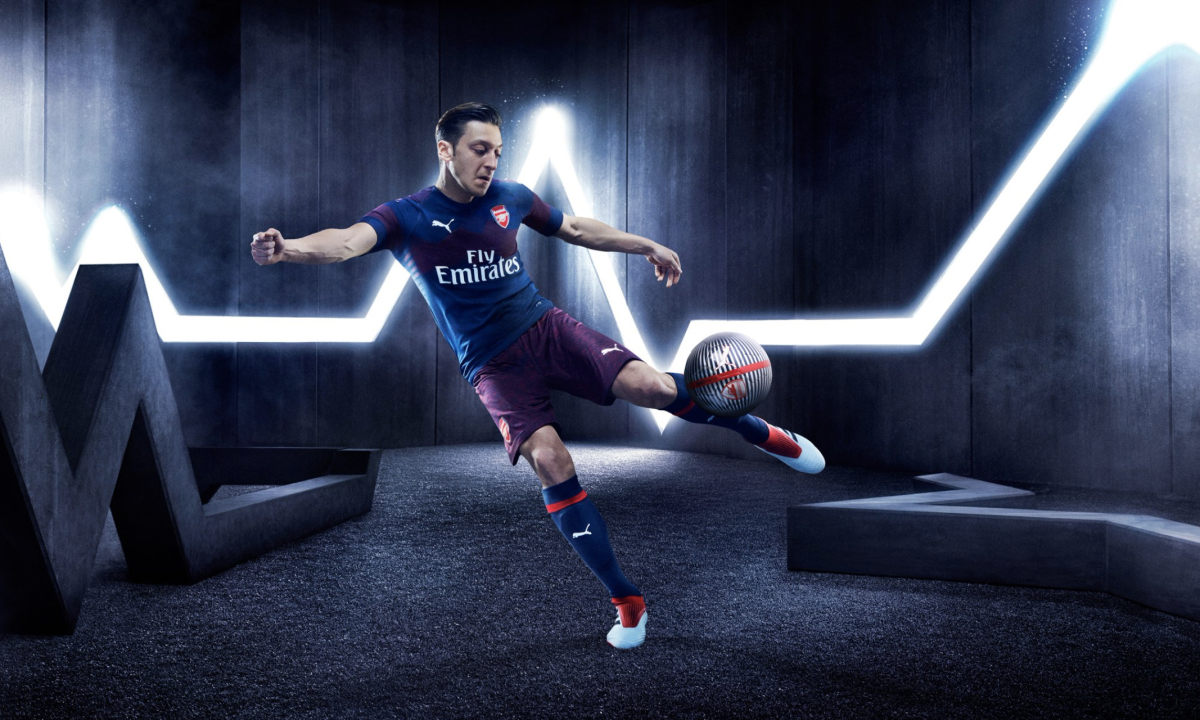 PUMA 正式发布阿森纳足球俱乐部 2018/19 赛季全新客场球衣