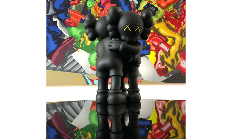 KAWS 新玩偶 “TOGETHER” 还有黑色版本