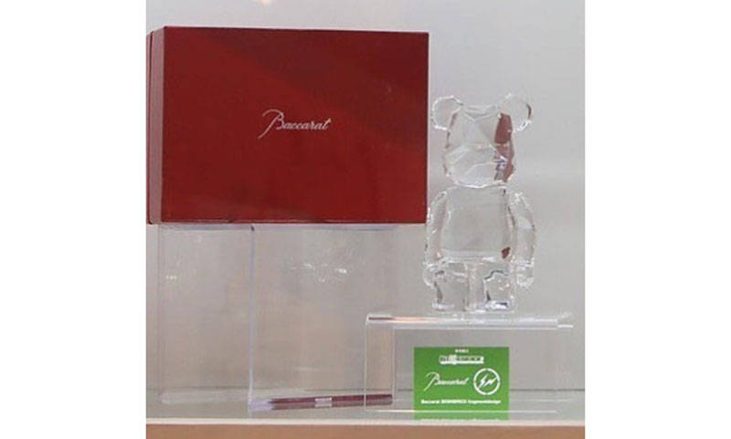 fragment design x MEDICOM TOY x Baccarat 三方联名带来水晶 BE@RBRICK