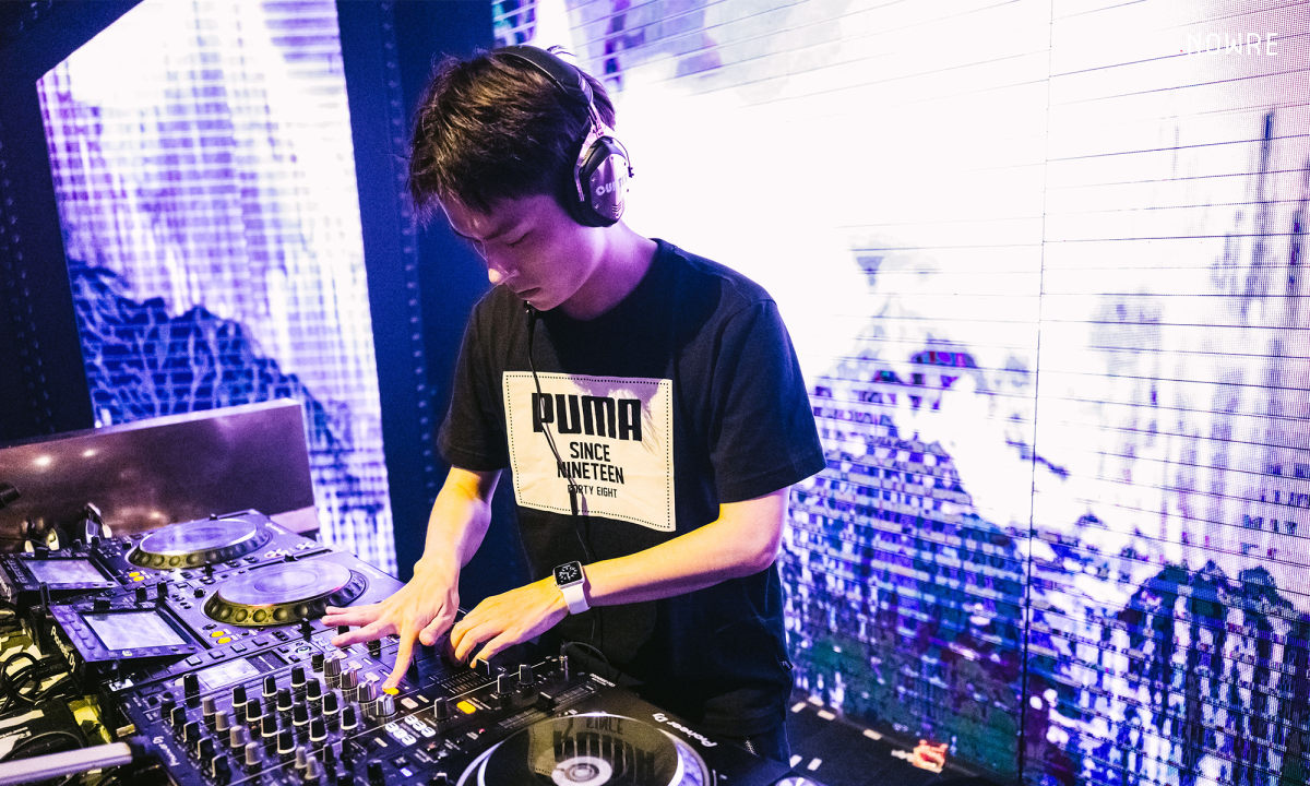 它可能是运动品牌中与音乐交情最深的那位了…