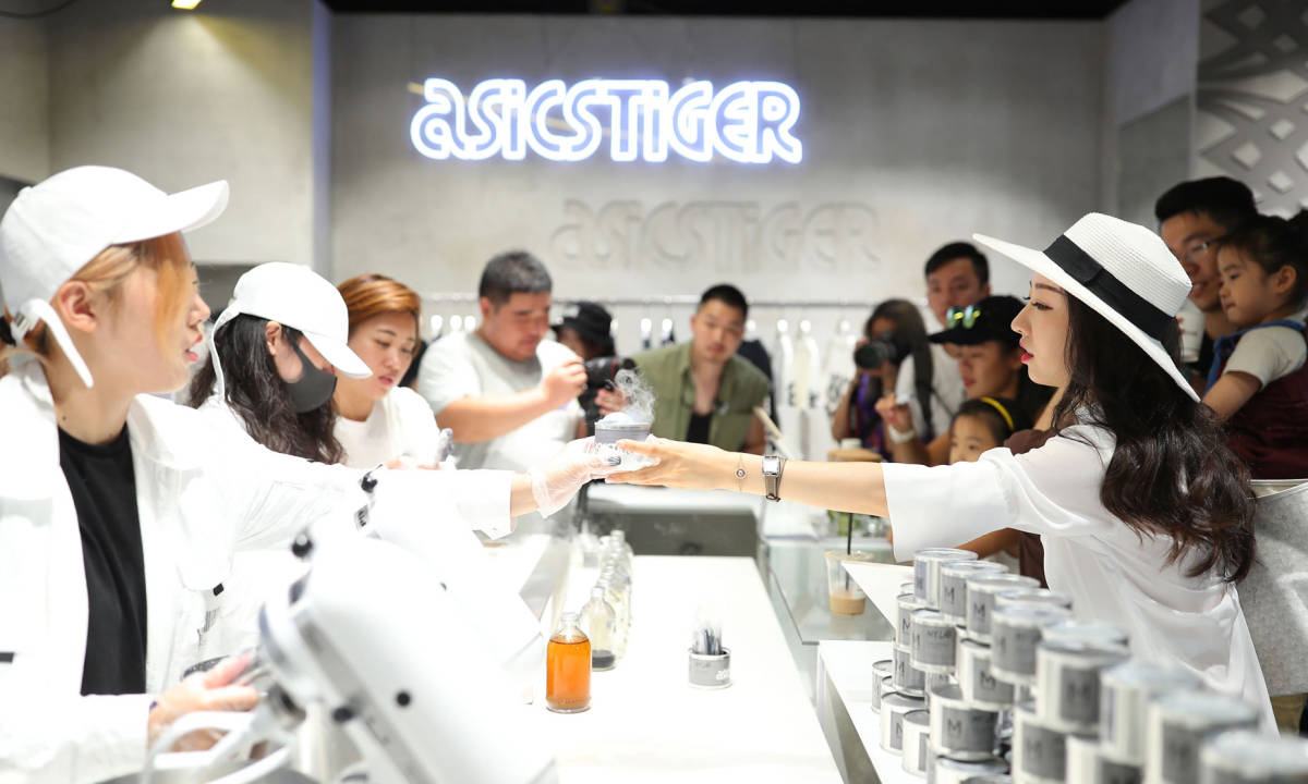 ASICSTIGER 带来夏日冰淇淋 Pop-Up 门店