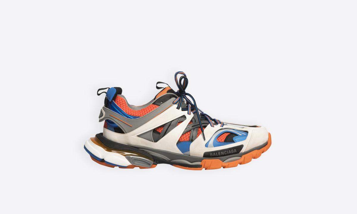 BALENCIAGA 全新 “Track” 球鞋即将正式发售