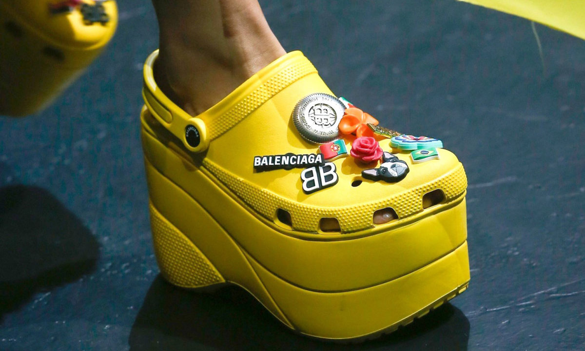 简化业务，Crocs 关闭最后两家制造厂