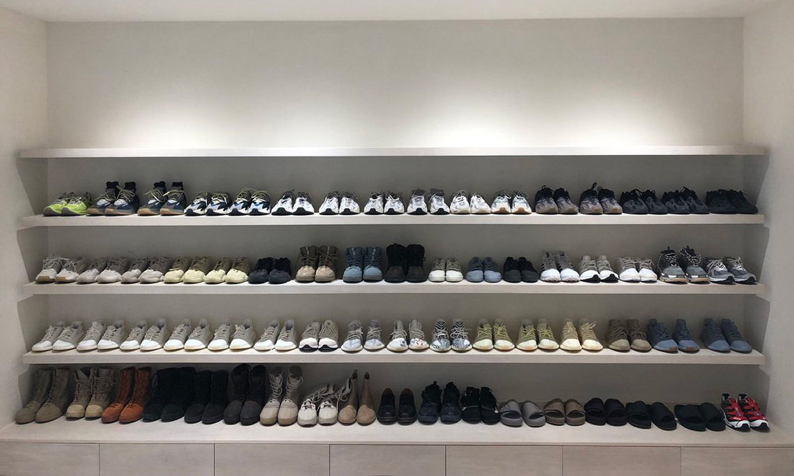 Kanye West 还在穿 Nike？鞋柜照居然暗藏细节