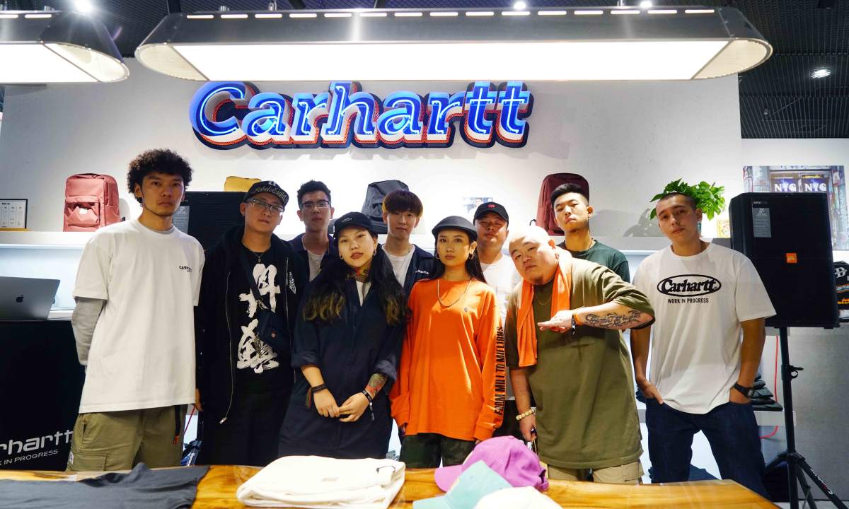 Carhartt WIP 18 秋冬新品上市，“注色工装” 活动燃爆秋冬街头