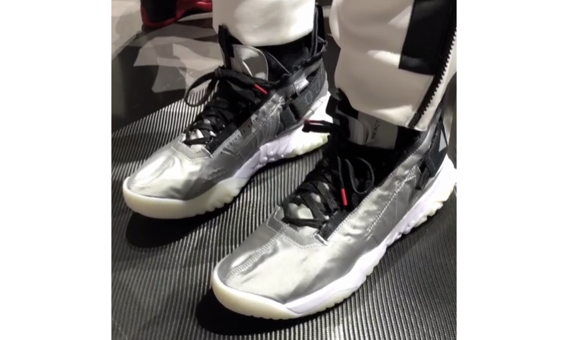 来看看 Jordan Proto REACT 到底长什么样？