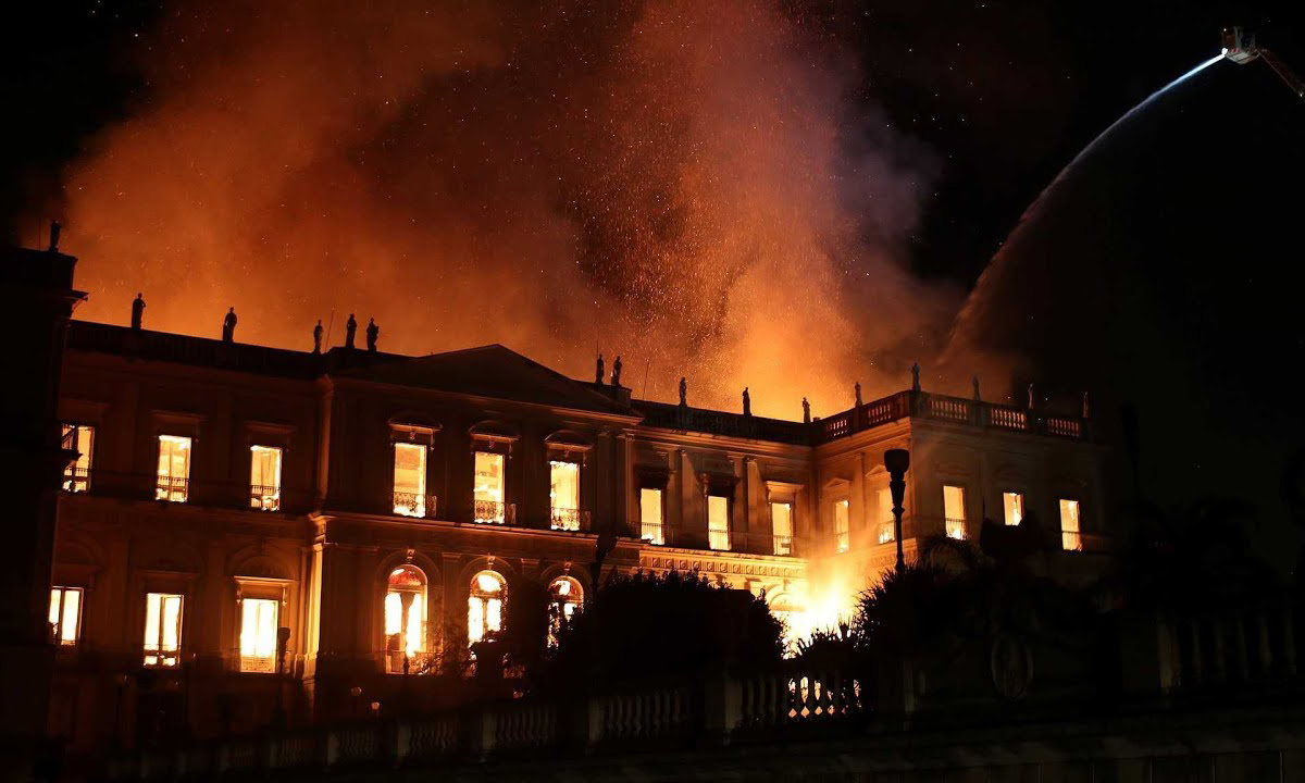 拥有 200 年历史的巴西博物馆遭遇火灾