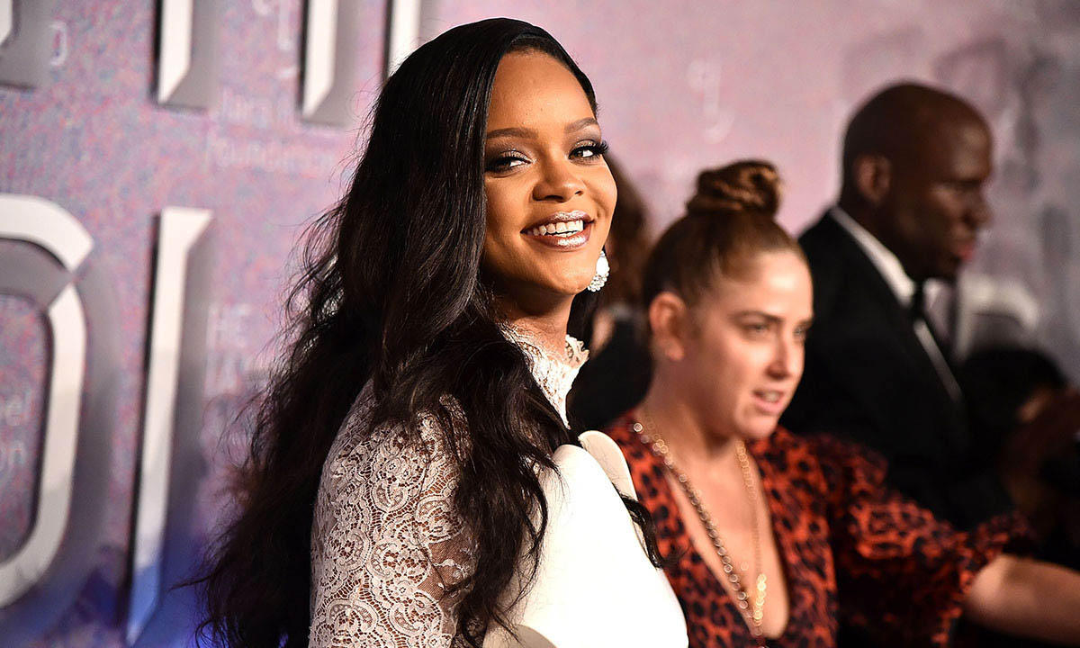 Rihanna 的下一个目标是卖家具？