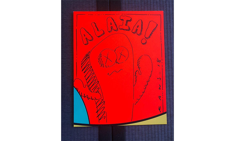 陈冠希爱女 ALAIA 收到了 KAWS 的专属赠画