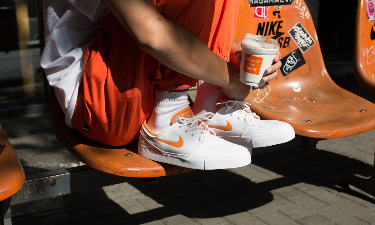 Nike SB 携手 FLY 打造 Zoom Janoski “WAKE UP GO SKATE”
