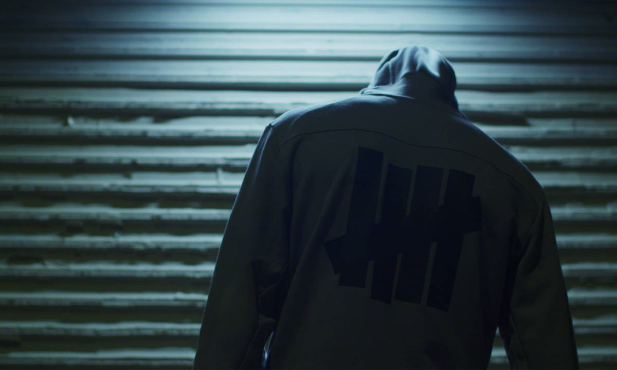 adidas 联手 UNDEFEATED 发布全新运动装备