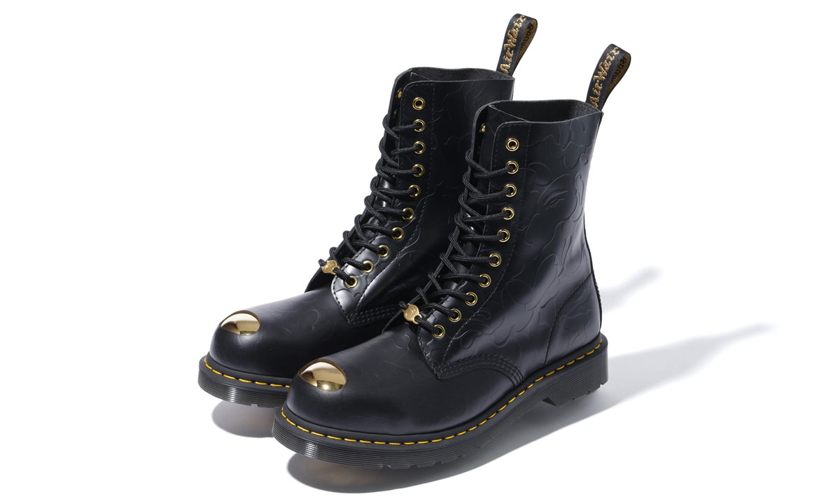 A BATHING APE® 与 Dr. Martens 带来全新联名鞋履系列