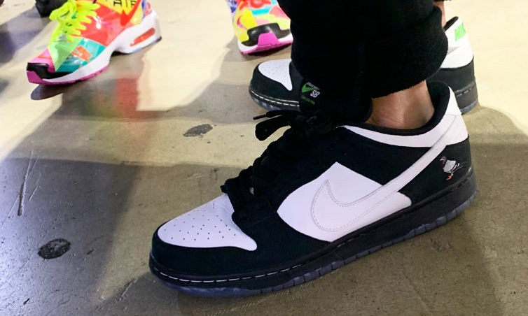 Jeff Staple x Nike Dunk SB “Pigeon” 黑白版本再次亮相