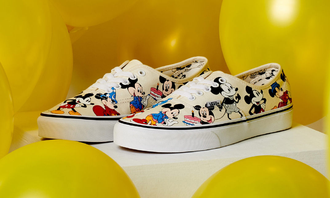 纪念米奇诞生 90 周年，Vans 推出特别款联名系列