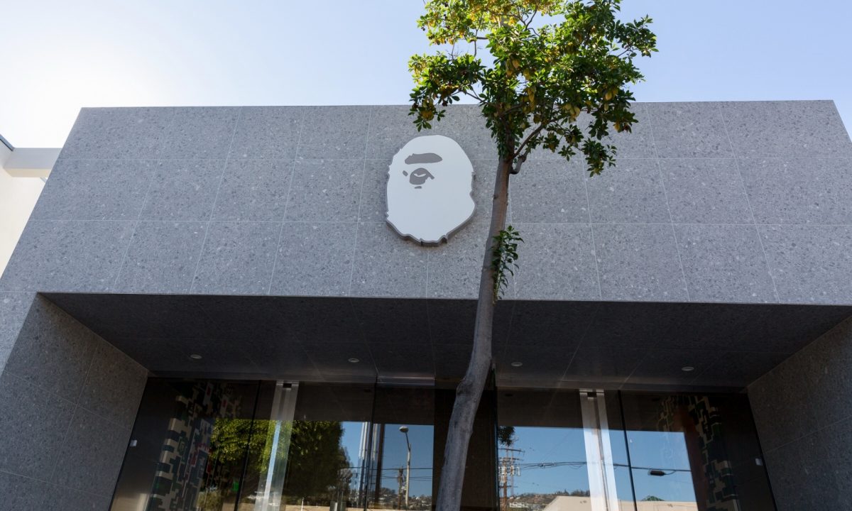 BAPE® 也许比黄金珠宝都值钱,致使门店被盗…