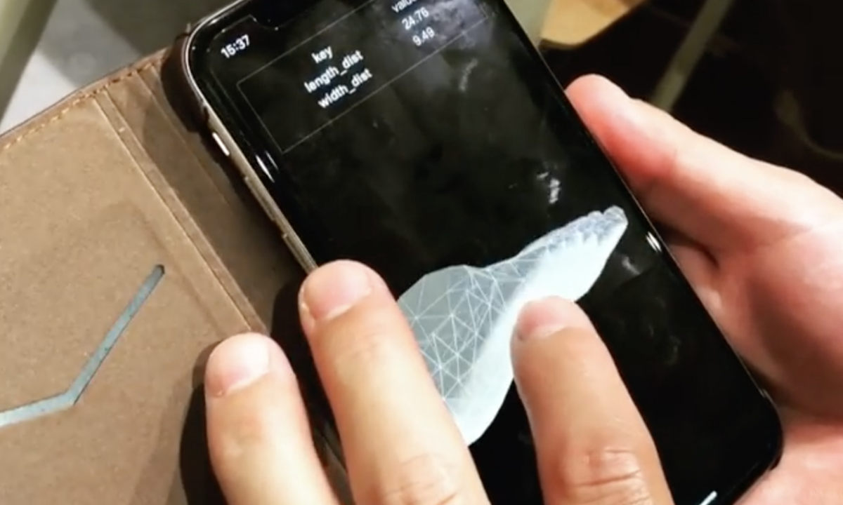 自动测量身体数据的 ZOZOSUIT 后，ZOZOSHOES 也要来了