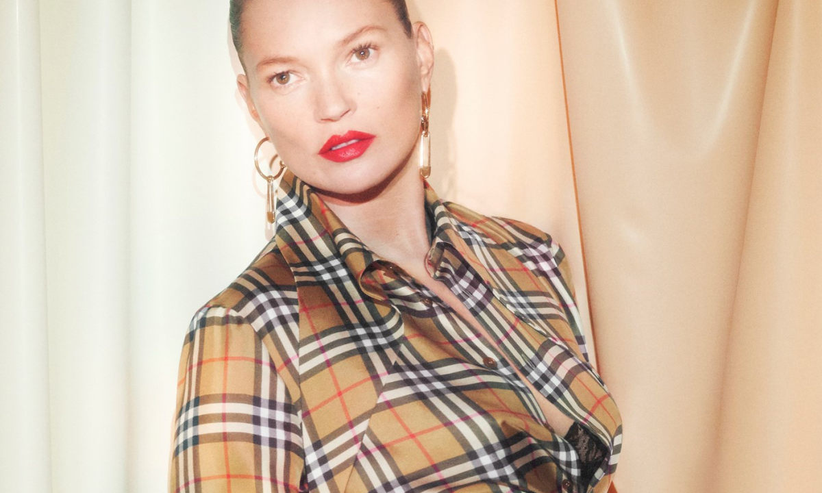 Kate Moss 出镜，Vivienne Westwood x BURBERRY 联乘 Lookbook 发布