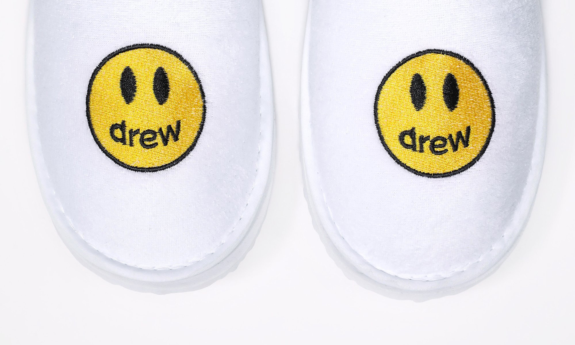 疑似 Justin Bieber 个人品牌的 Drewhouse 发布首款拖鞋