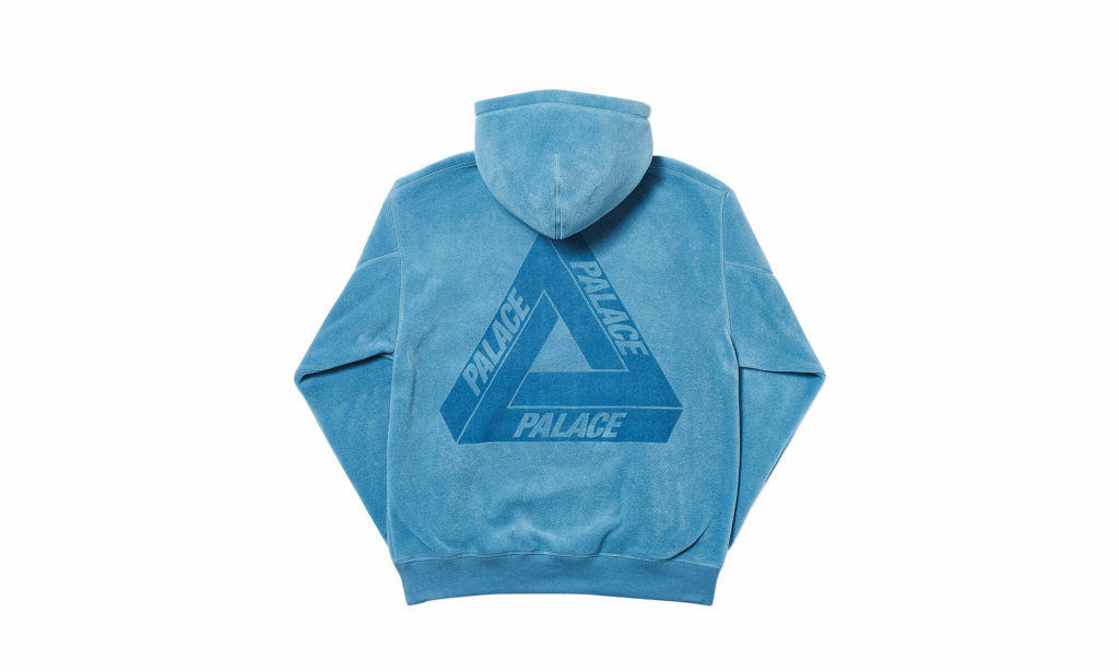 PALACE 本周发售单品还有这款镭射三角 Logo 帽衫