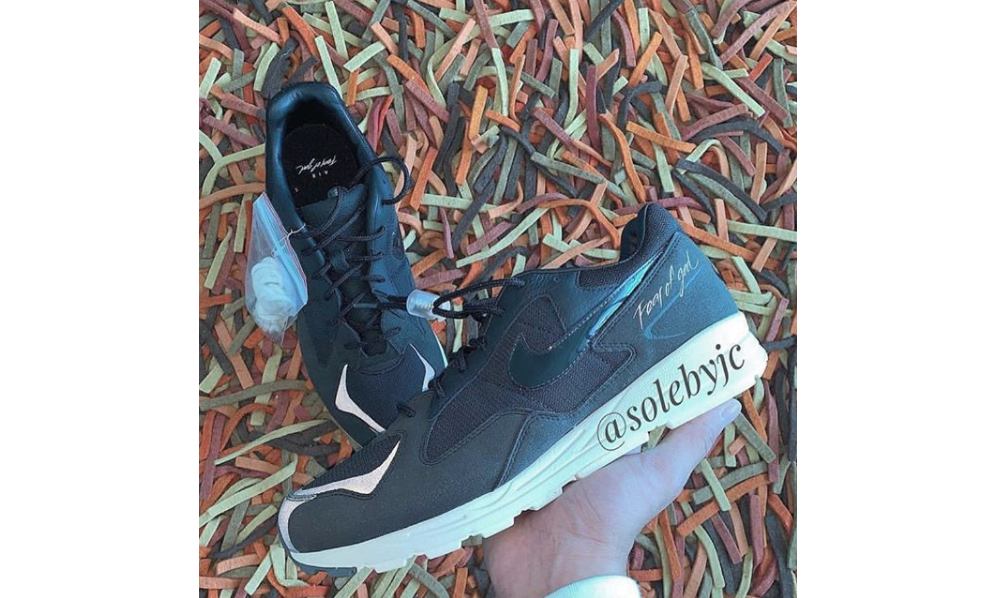 Fear of God x Nike Air Skylon 2 再次曝光出黑色版本