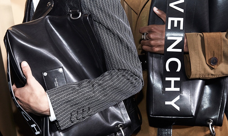 Givenchy 全新饰品线 “Tag” 即将上市