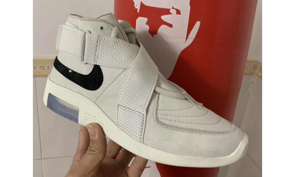 Nike Air Fear of God 180 “Light Bone” 实物图曝光
