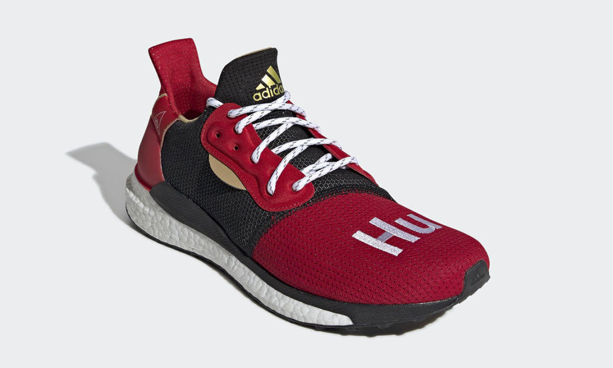 “福到了”，Pharell x adidas SOLAR Hu Glide 中国新年配色释出