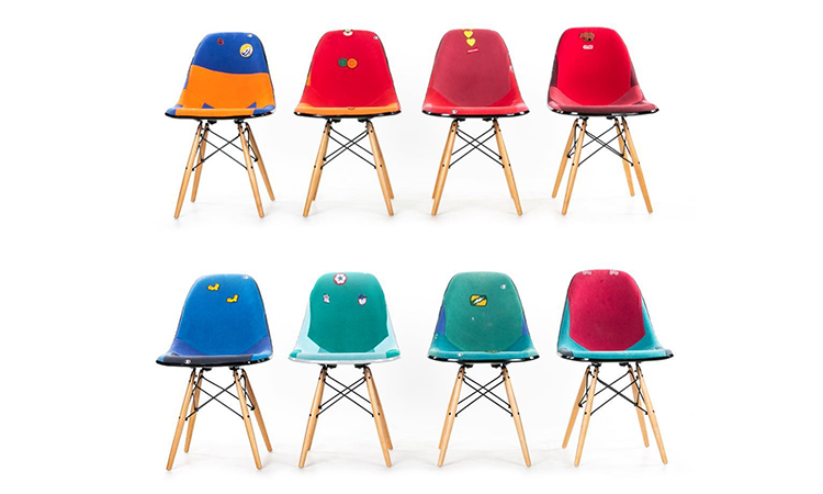 DRx Romanelli 与 Modernica 合作，用复古 Champion 运动衫改造了数款椅子