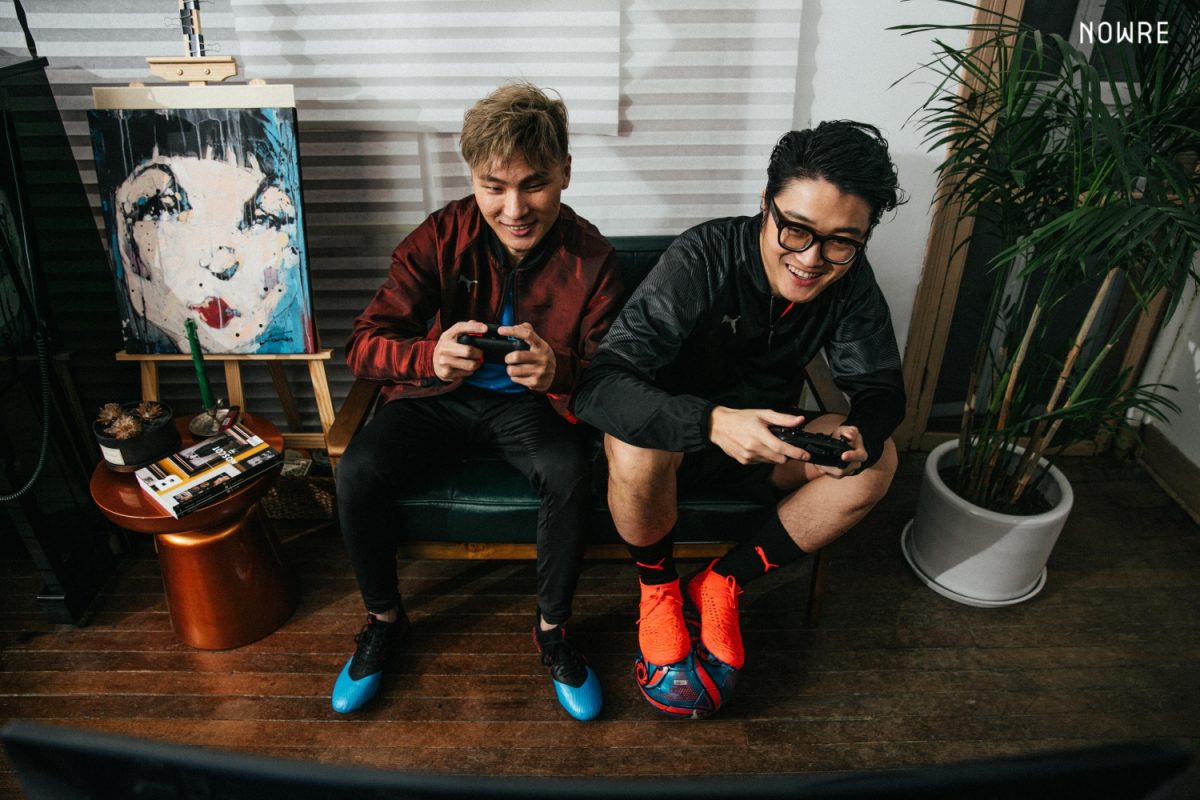 这是一双自带游戏 BUFF 的足球鞋
