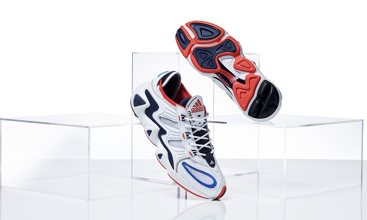 时隔 22 年，adidas FYW S-97 天足科技再回归