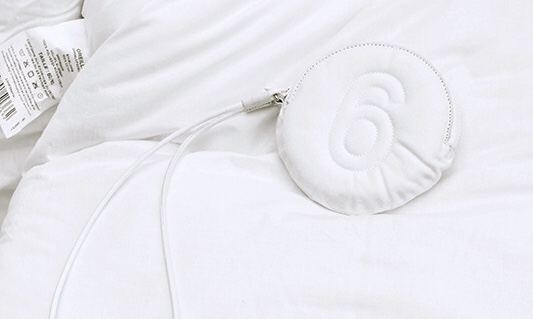MM6 Maison Margiela 全白胶囊系列即日上线