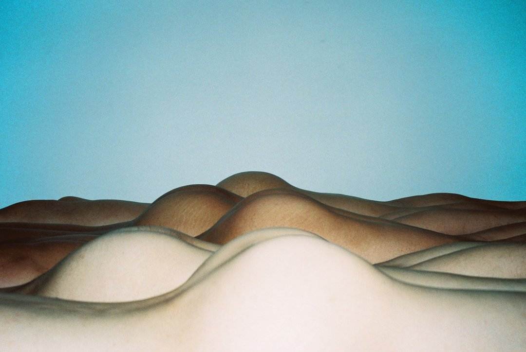 任航个人作品展 “Love, Ren Hang” 首次在巴黎举办